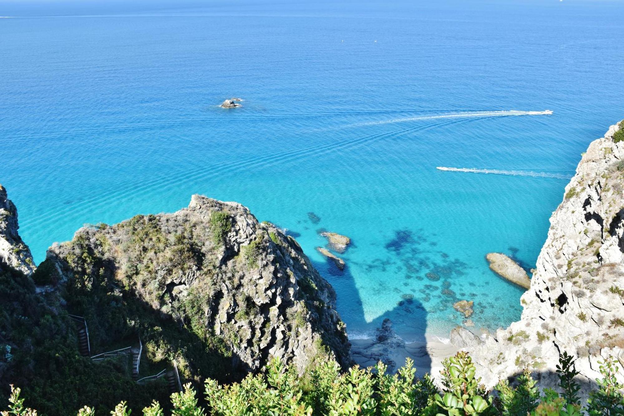 Calabria Beach Villa'S Capo Vaticano Eksteriør bilde